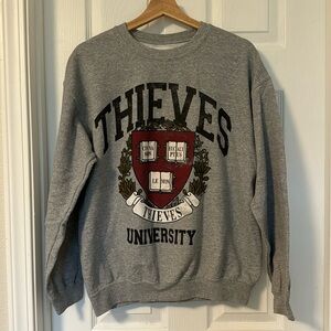 Thieves Pullover